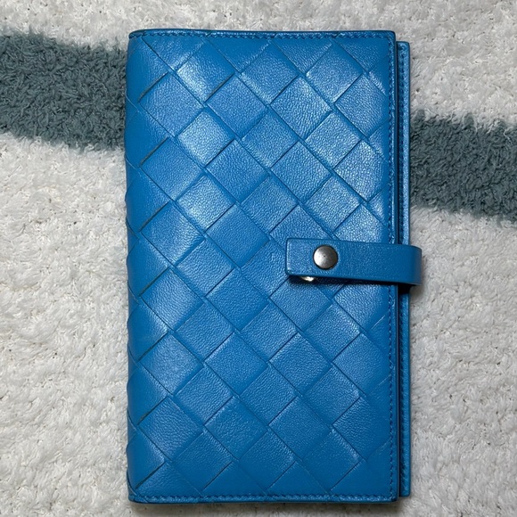 Bottega Veneta Turquoise Leather Phone Wallet